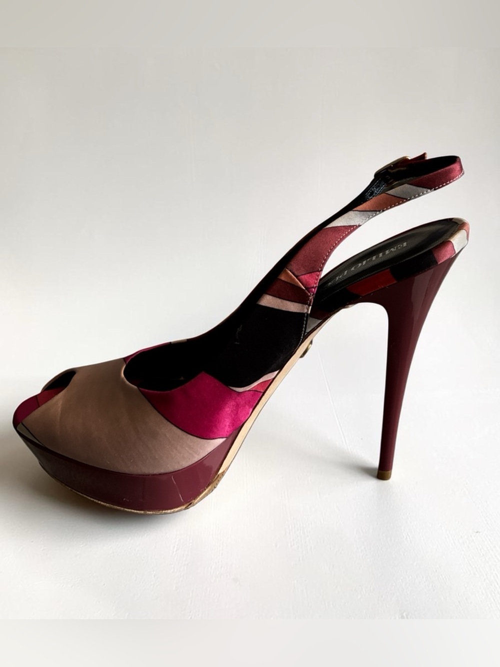 Stunning Authentic Emilio Pucci Satin Platform Slingback Heels